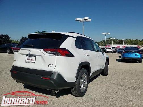 2025 Toyota RAV4 Hybrid XLE