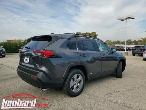 2025 Toyota RAV4 Hybrid XLE