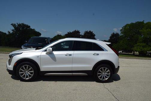 2022 Cadillac XT4 Premium Luxury
