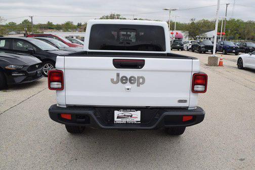 2023 Jeep Gladiator Overland
