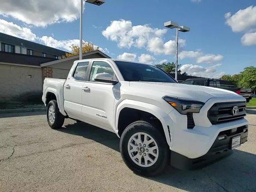 2025 Toyota Tacoma SR5