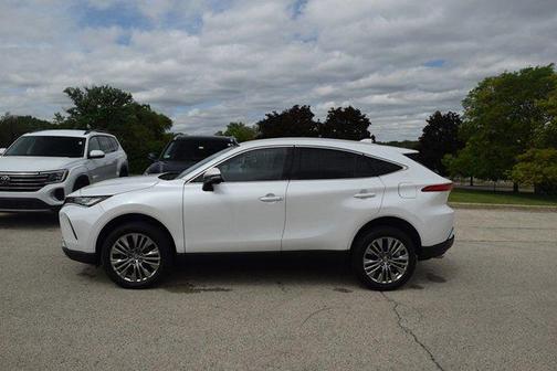 Pearl 2024 Toyota Venza XLE