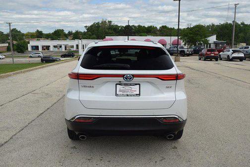 Pearl 2024 Toyota Venza XLE