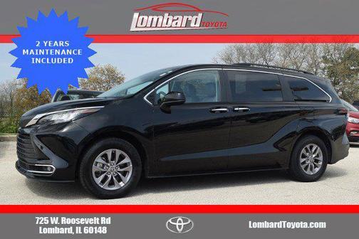2023 Toyota Sienna XLE 8 Passenger