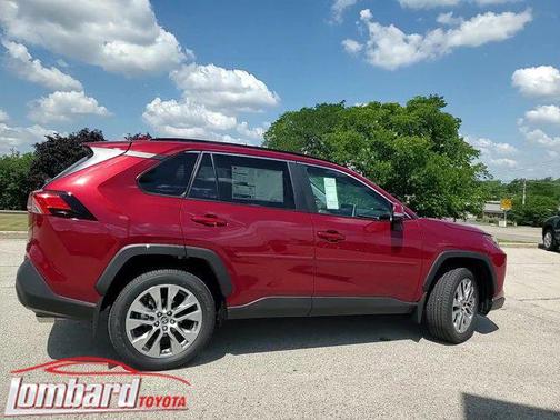 2025 Toyota RAV4 XLE Premium