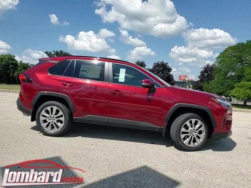 2025 Toyota RAV4 XLE Premium
