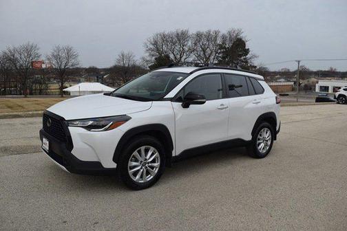 2025 Toyota Corolla Cross LE