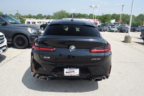 2022 BMW X4 xDrive30i AWD