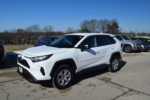 2024 Toyota RAV4 LE