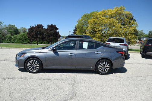 Gun Metallic 2025 Nissan Altima 2.5 SV