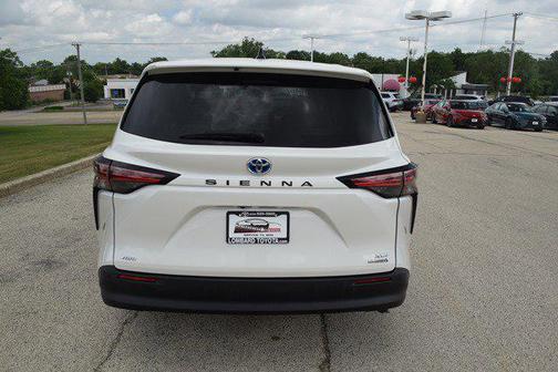 2021 Toyota Sienna XLE 7 Passenger