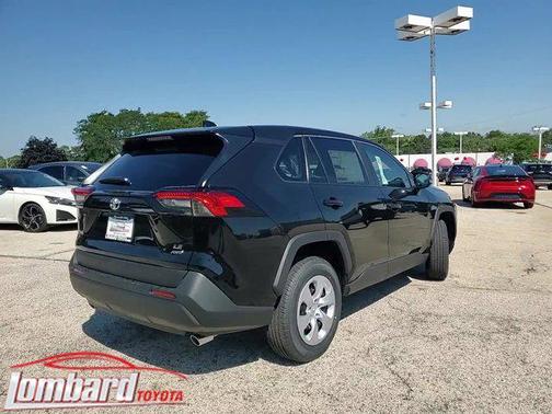 2025 Toyota RAV4 LE