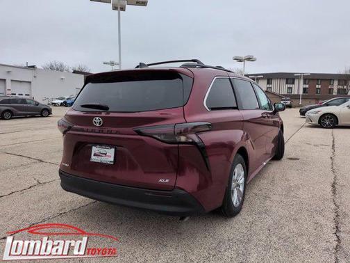 2026 Toyota Sienna XLE