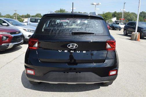 2024 Hyundai VENUE SEL