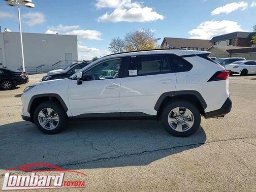 2025 Toyota RAV4 XLE