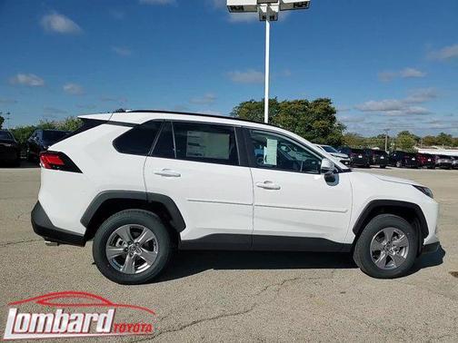 2025 Toyota RAV4 XLE