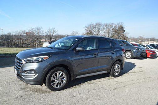 2017 Hyundai TUCSON SE