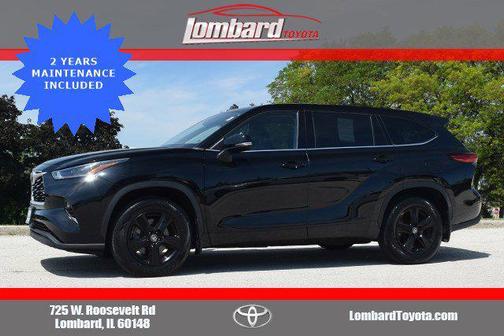 Midnight Black Metallic 2021 Toyota Highlander LE