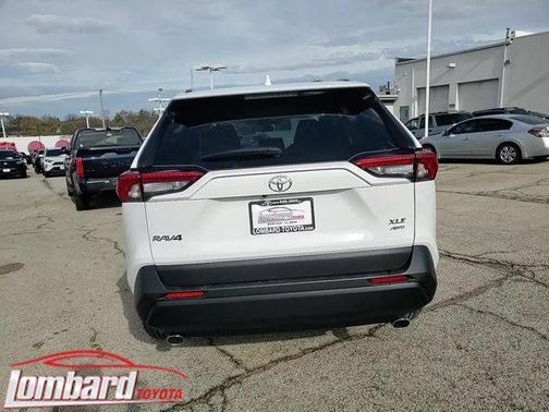 2025 Toyota RAV4 XLE