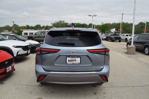 2022 Toyota Highlander Limited
