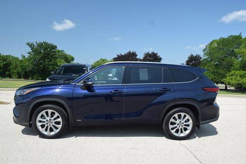 2022 Toyota Highlander Hybrid Limited