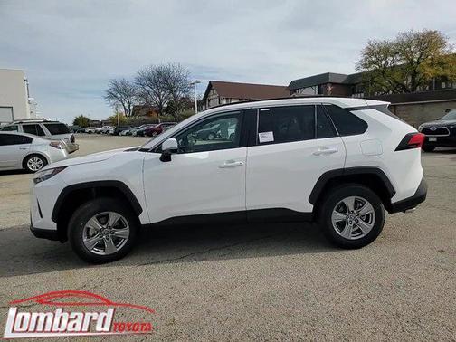 2025 Toyota RAV4 XLE