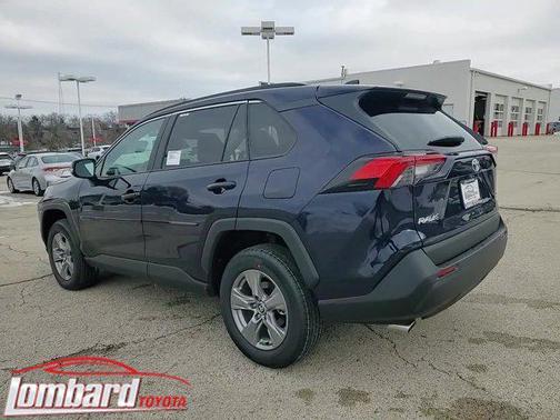 2025 Toyota RAV4 XLE