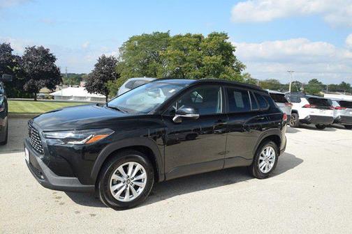 2024 Toyota Corolla Cross LE