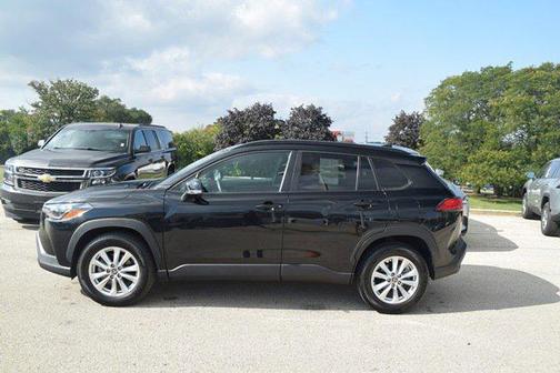 2024 Toyota Corolla Cross LE