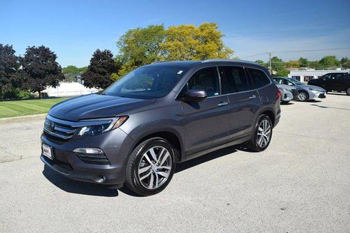 Modern Steel Metallic 2018 Honda Pilot Elite