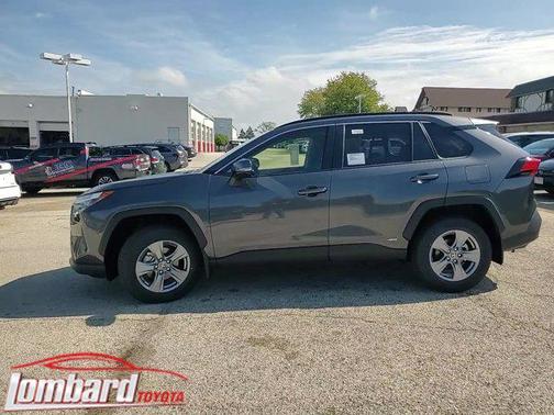 2025 Toyota RAV4 Hybrid XLE
