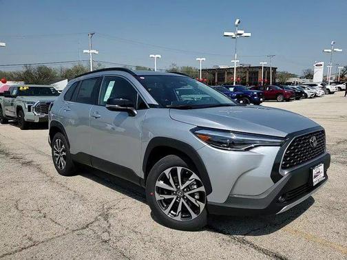 2025 Toyota Corolla Cross XLE