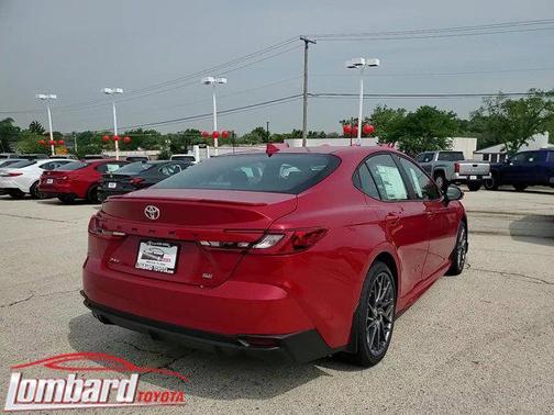 2025 Toyota Camry SE