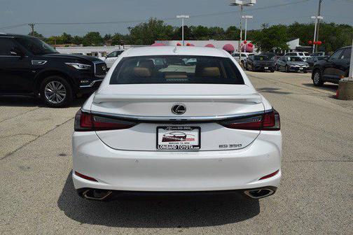 2023 Lexus ES 350 Base