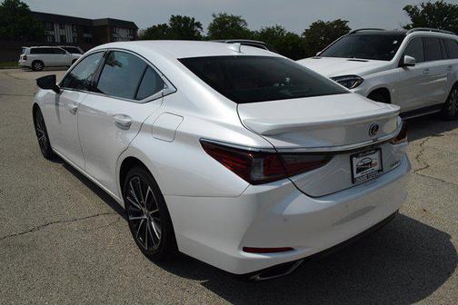 2023 Lexus ES 350 Base