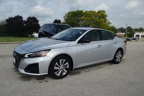 Brilliant Silver Metallic 2024 Nissan Altima 2.5 S