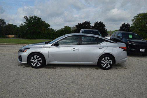 Brilliant Silver Metallic 2024 Nissan Altima 2.5 S