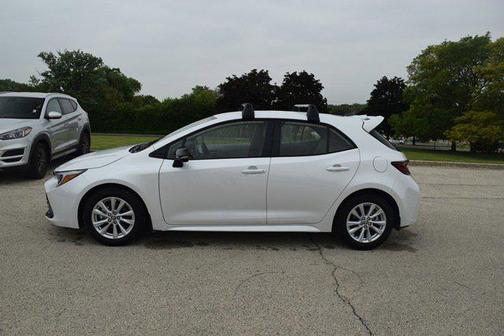 Wind Chill Pearl 2026 Toyota Corolla SE