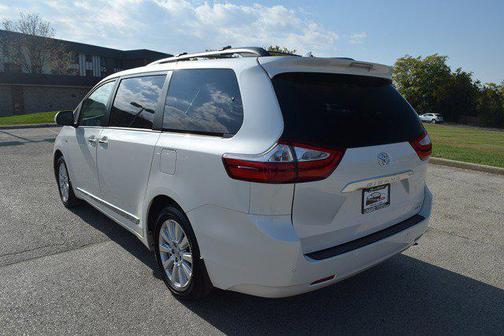 2017 Toyota Sienna Limited Premium