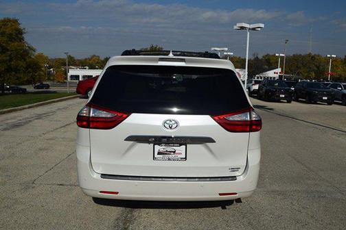 2017 Toyota Sienna Limited Premium