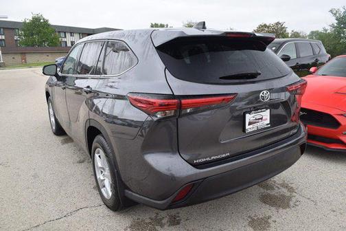 2022 Toyota Highlander LE