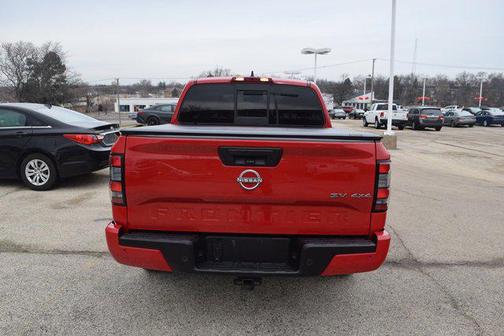 2022 Nissan Frontier SV