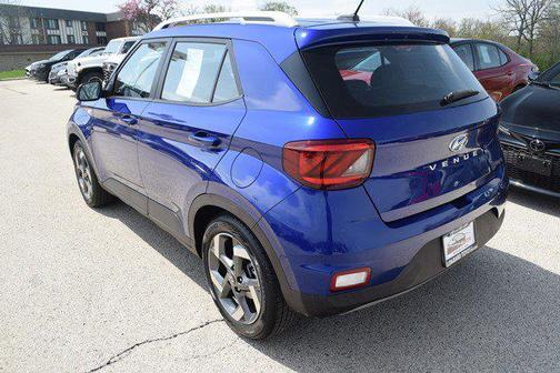 2023 Hyundai VENUE SEL