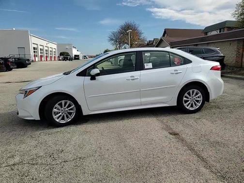 2026 Toyota Corolla Hybrid LE
