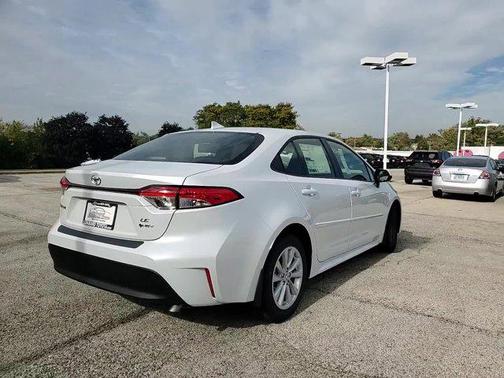 2026 Toyota Corolla Hybrid LE