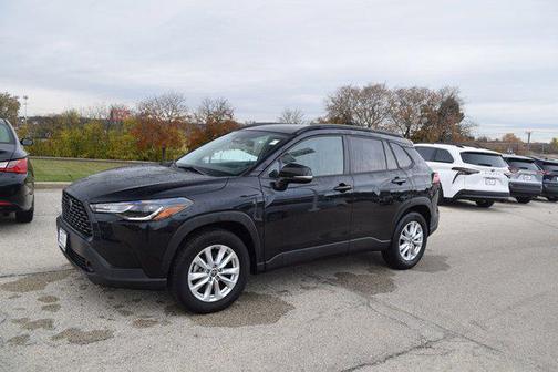 2024 Toyota Corolla Cross LE