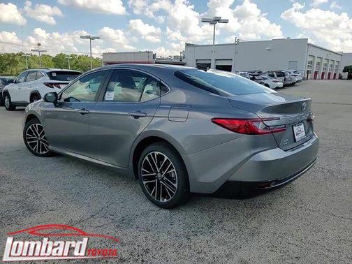 2025 Toyota Camry XLE