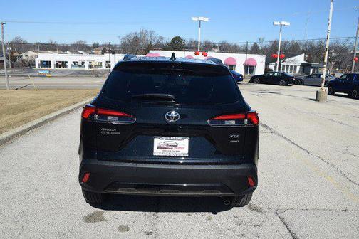 2025 Toyota Corolla Cross XLE