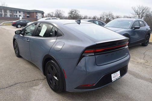 2025 Toyota Prius LE