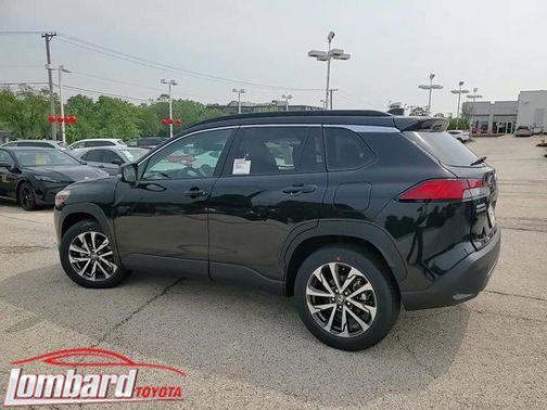 2025 Toyota Corolla Cross XLE